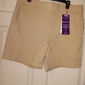 Nwt Womems Gloria Vanderbilt Slimming Kakhi Shorts Sz 18 High Waisted